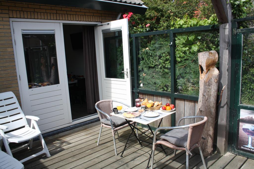 Bed & Breakfast Klokgaaf De Koog  Exterior photo